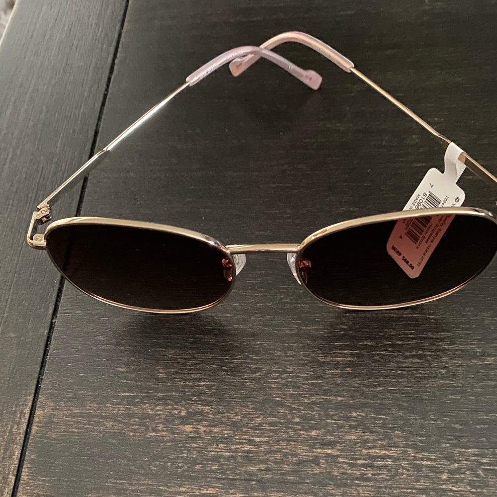 NWT Vera Bradley Sunglasses - Picture 2 of 6